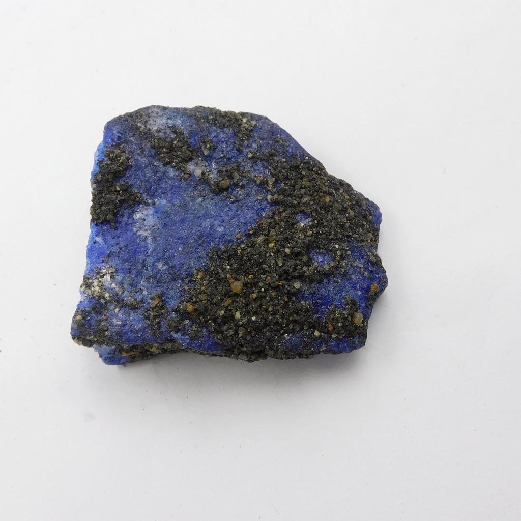 Natural Blue Sapphire Loose Gemstone Rough 237.55 Ct Uncut September Birthstone for Gem Collections