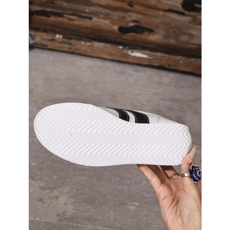 Women's Autumn Lace-Up Soft-Soled Flat Anti-Slip Casual Running Sports Shoes, Available In Large Sizes.