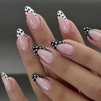 24 STÜCKE French Tip Aufklebenagel Schwarz Weiß Polka Dots Design Süße Edgy Styles Falschnagel Für Frauen Partys Alltag