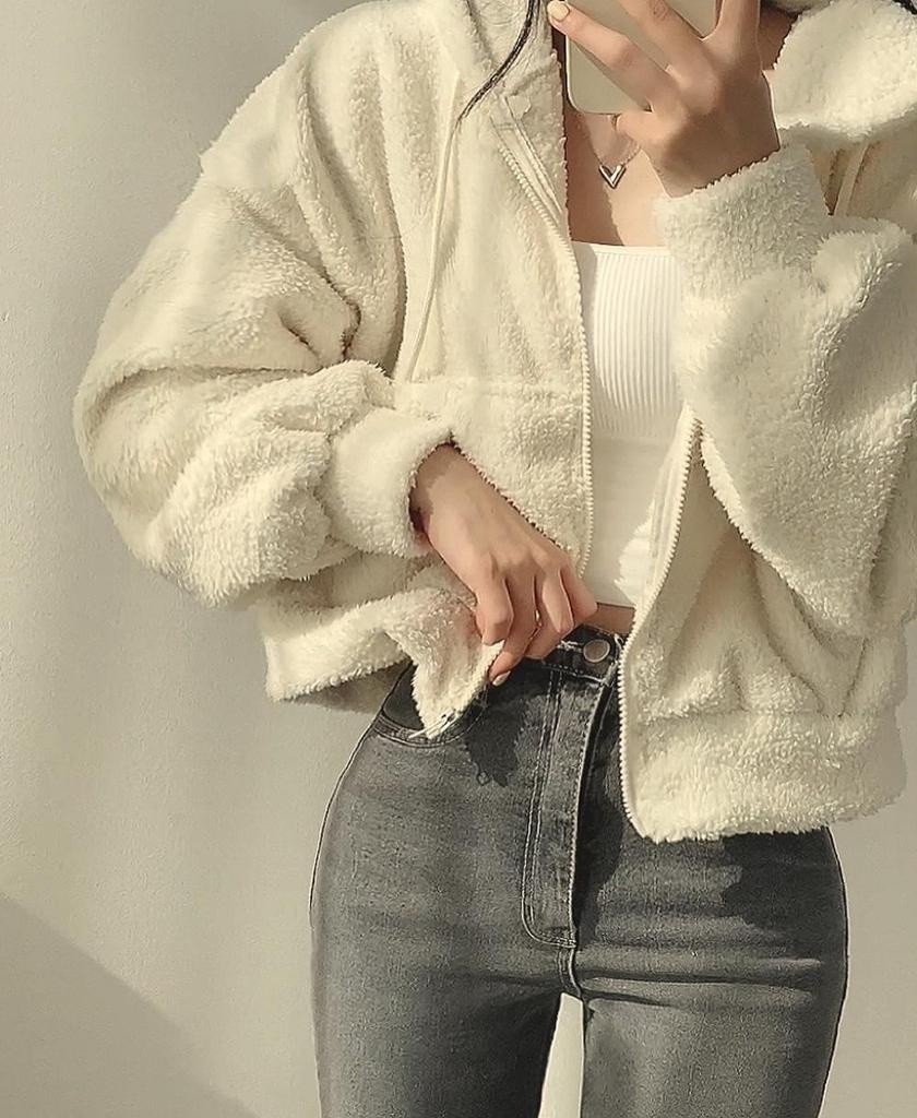 Damen Lammwolle Flauschiges Kapuzensweatshirt - Verdickter Warmer Kurzer Reißverschluss Mantel, Trendig Herbst/Winter 2025.