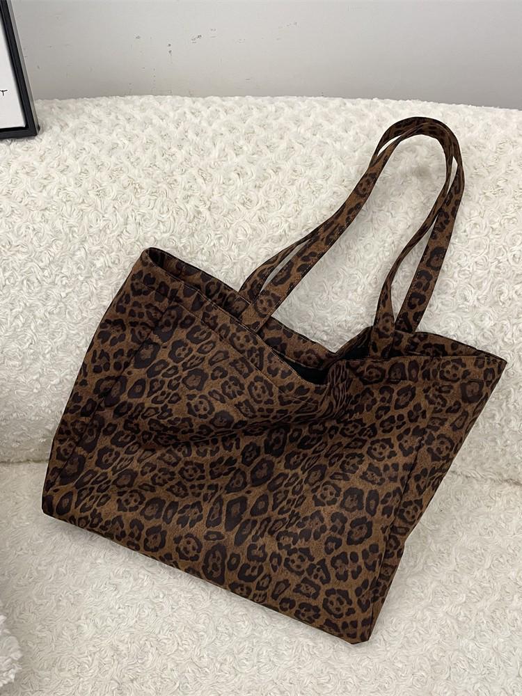 Korean Retro Suede Leopard Print Shoulder Bag - Large Capacity, Versatile Underarm Bag for Women, Perfect for Autumn/Winter.
