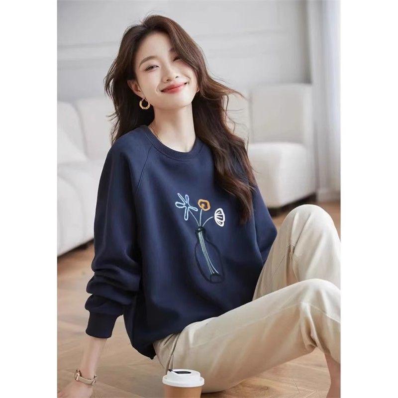 Women's Embroidered Round Neck Slim-Fit Sweatshirt - Autumn/Winter Collection