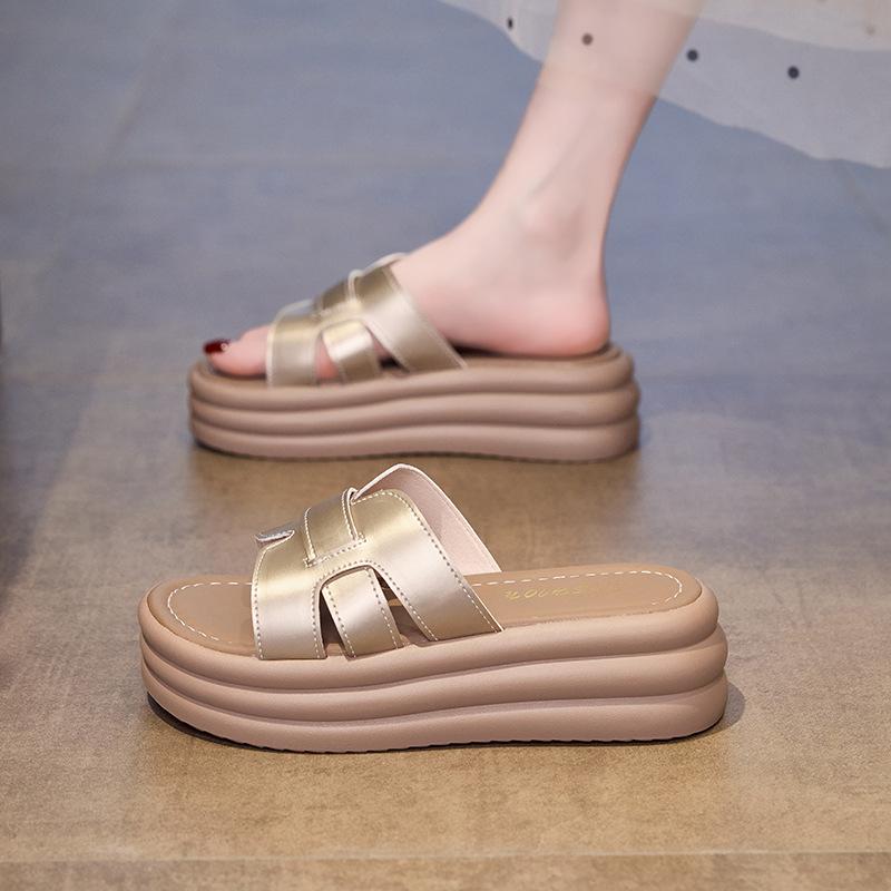 

Fashion Women Slippers 2025 Summer New Platform Anti Slip Outdoor Height Increasing Slippers Outdoor Beach Slippers Luxury Fashion Shoes 40