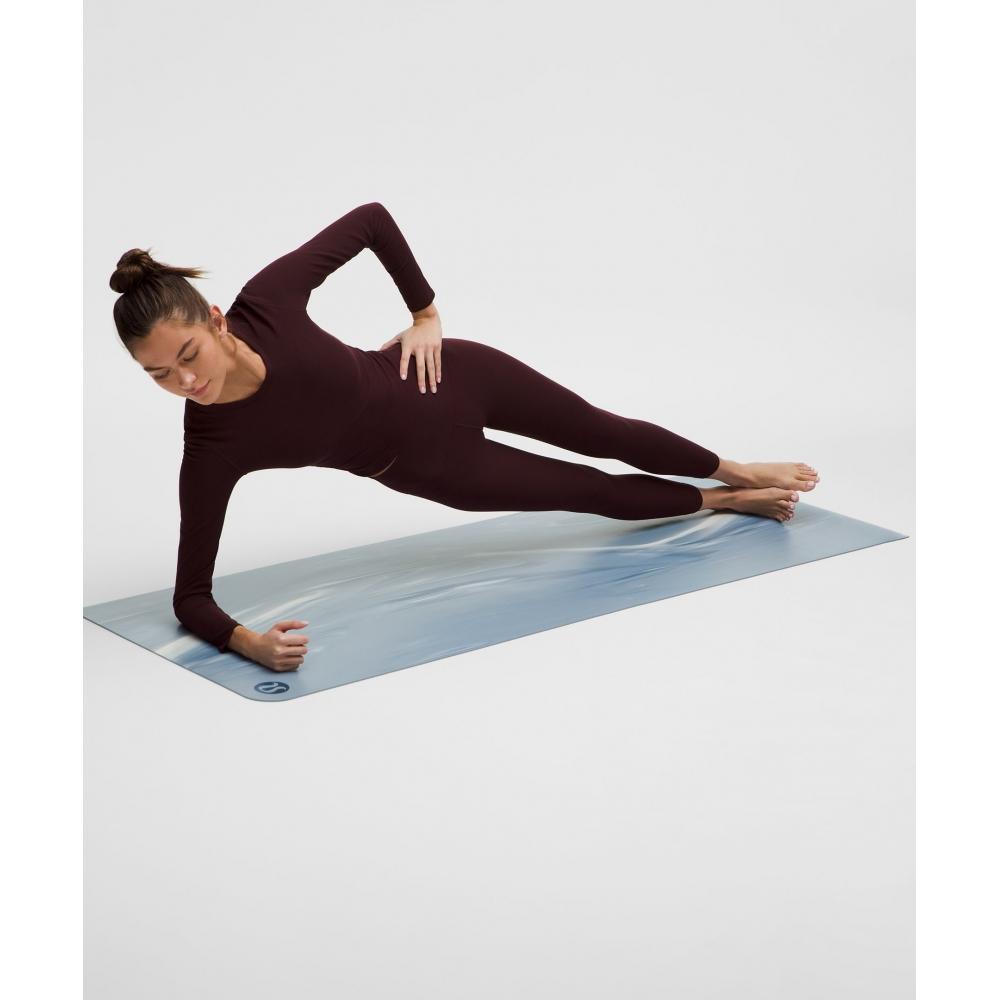 Lululemon The Mat 3mm  Made With Fsc  Certified Rubber Chambray Washed Denim Starch Blue White Chambray