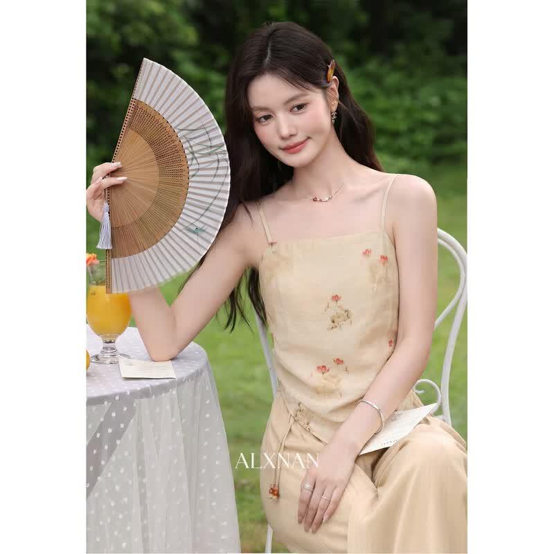 Women s National Style Apricot Tank Top L