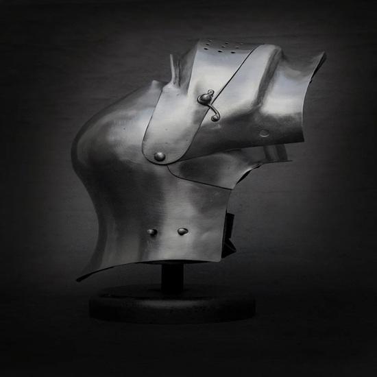 Close Helmet with Sparrow’s Beak Visor 16th Century Knight Armor Gothic Medieval Helmet with Stand  SCA LARP Reenactment Gear Steel Helmet Gift