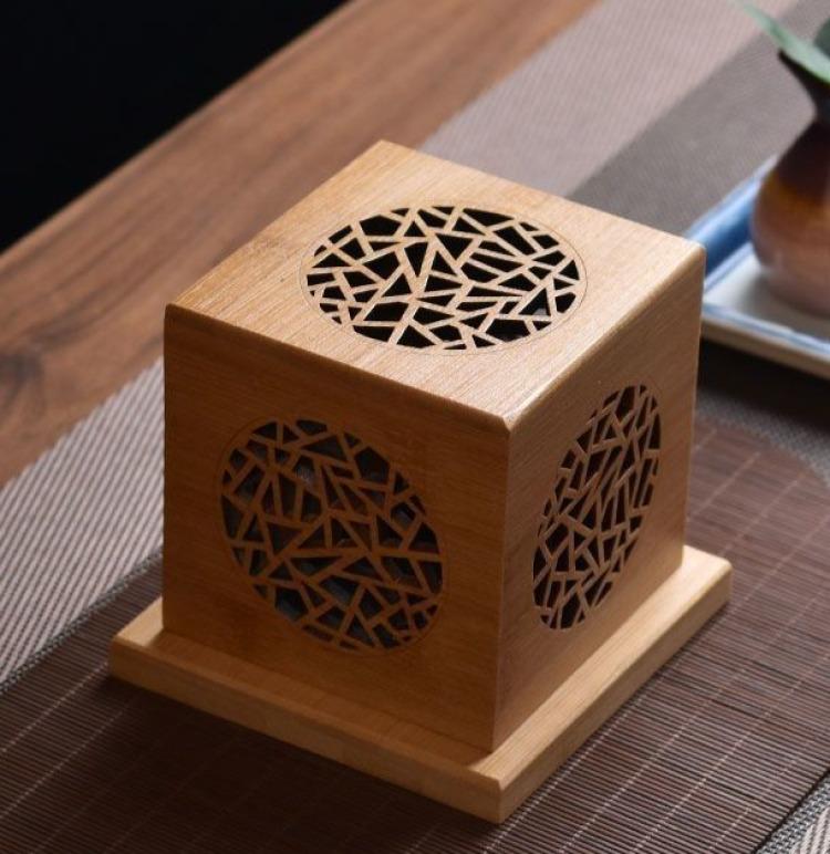 Crystal incense burner convenient for burning incense, purifying and demagnetizing sage incense burner convenient for