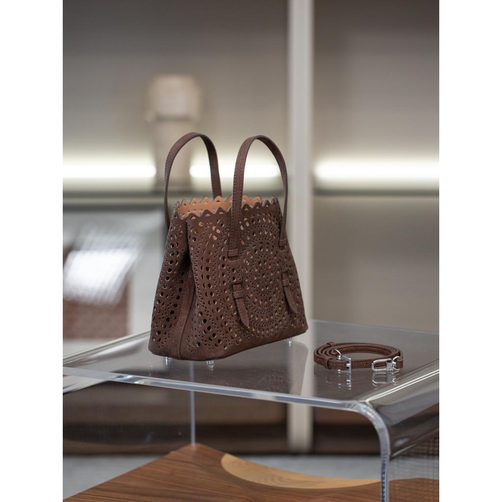 Mina20 erste Schicht Samt Litschi-Muster Kalbsleder Hohlraum Weißer Stahl-Beschlag mit einzelnem Schulter-Crossbody-Schultergurt Französisch Hohlraum