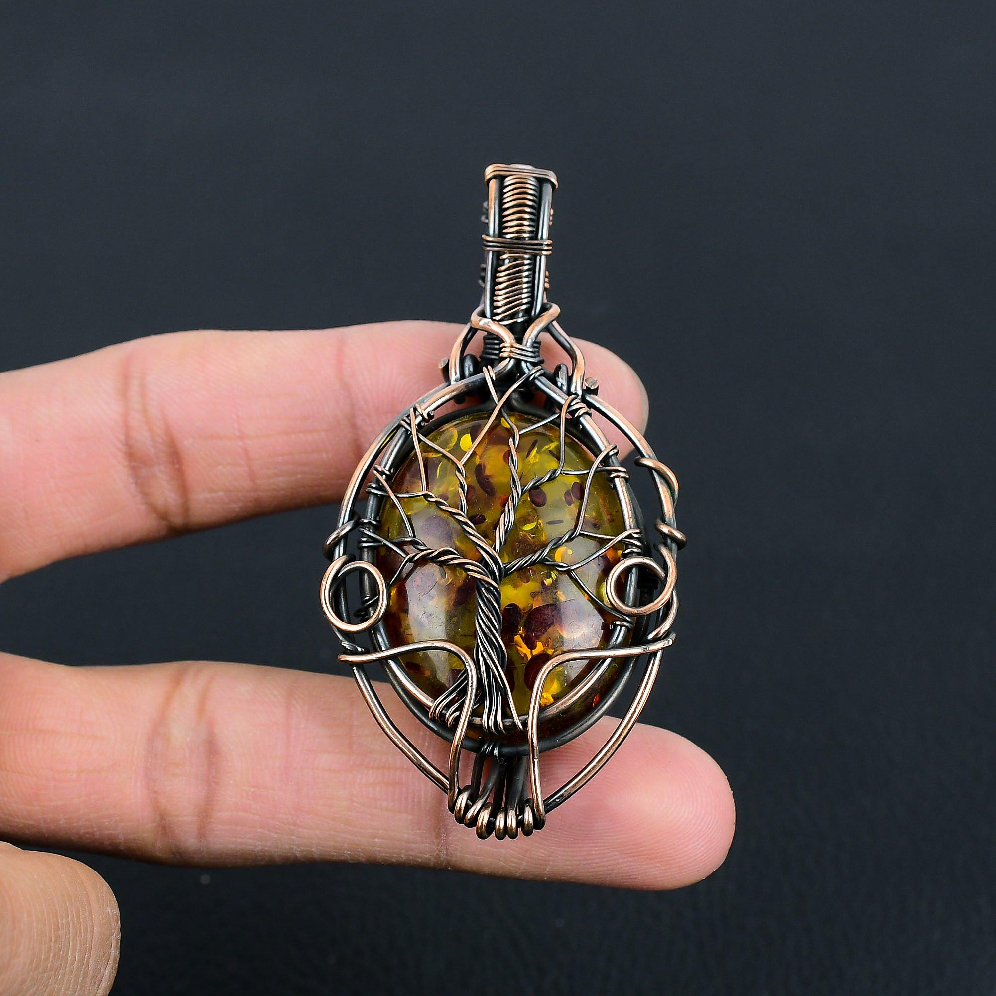 

Уникальное Древо жизни, балтийский янтарь, драгоценный камень, кулон ручной работы из чистой медной проволоки, завернутый в ювелирное изделие 2.76 Inches жёлтый