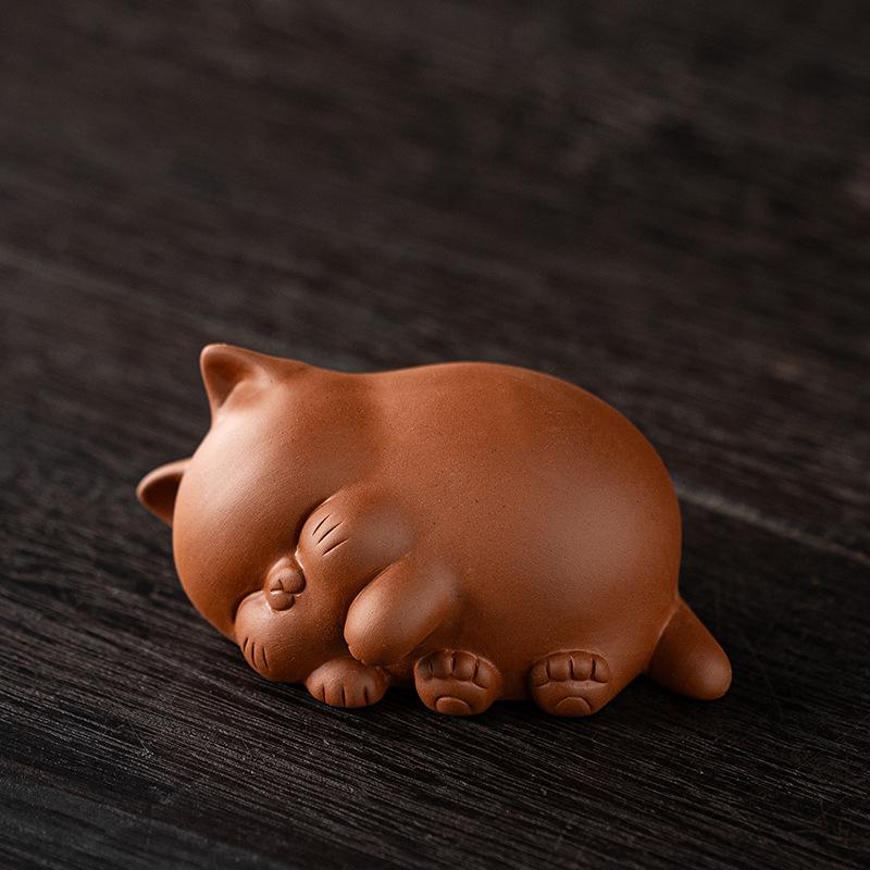 Charming Lucky Cat Purple Clay Tea Pet for Home or Office Decor