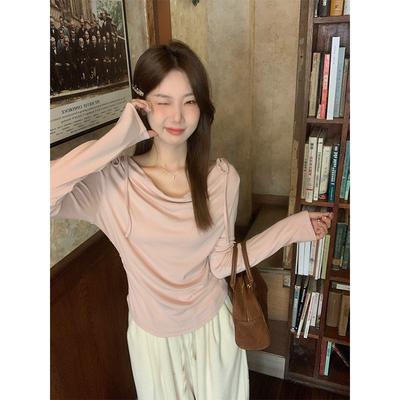 French Pink Design with Swung Collar, Angled Shoulders, Long-sleeved Bottoming Shirt, Autumn and Winter Temperament, Niche and Unique Top for Women