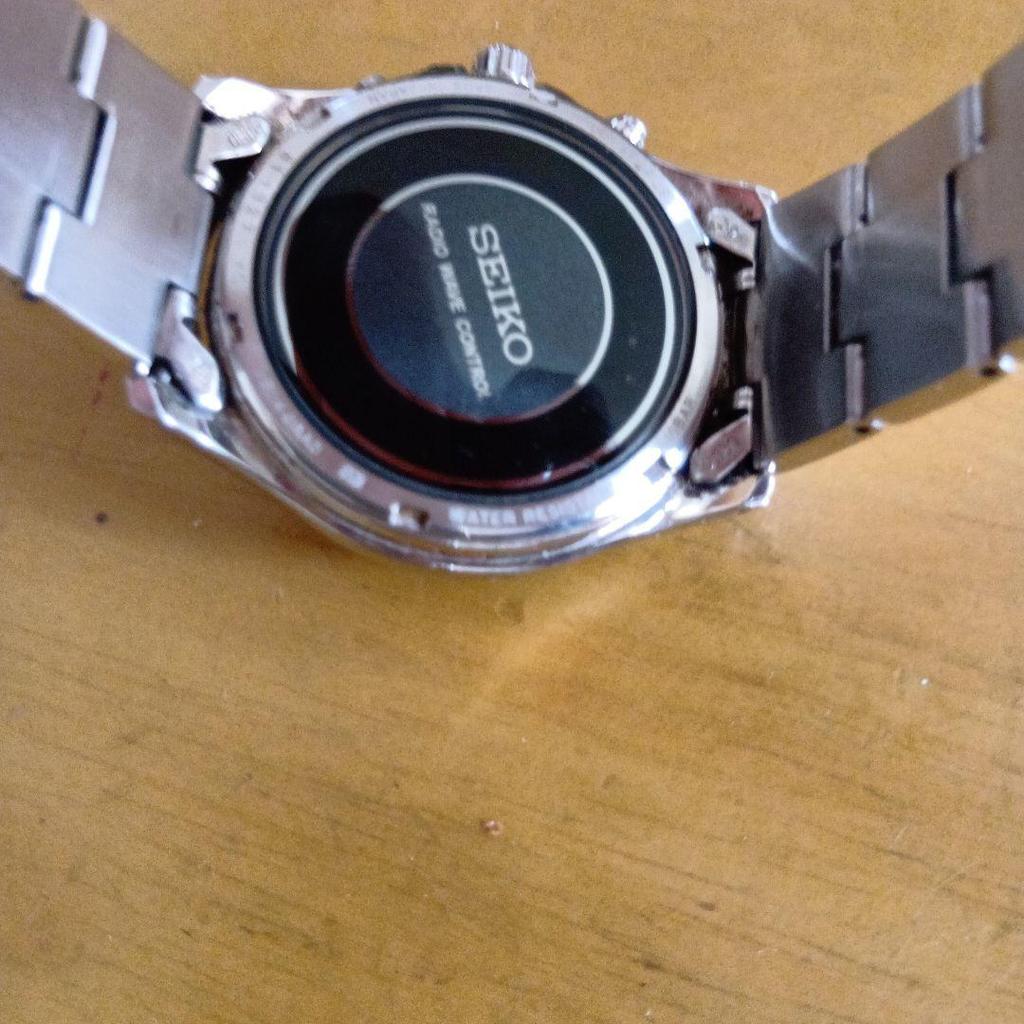 [USED] SEIKO Solar Radio-Controlled Analog Watch, Black