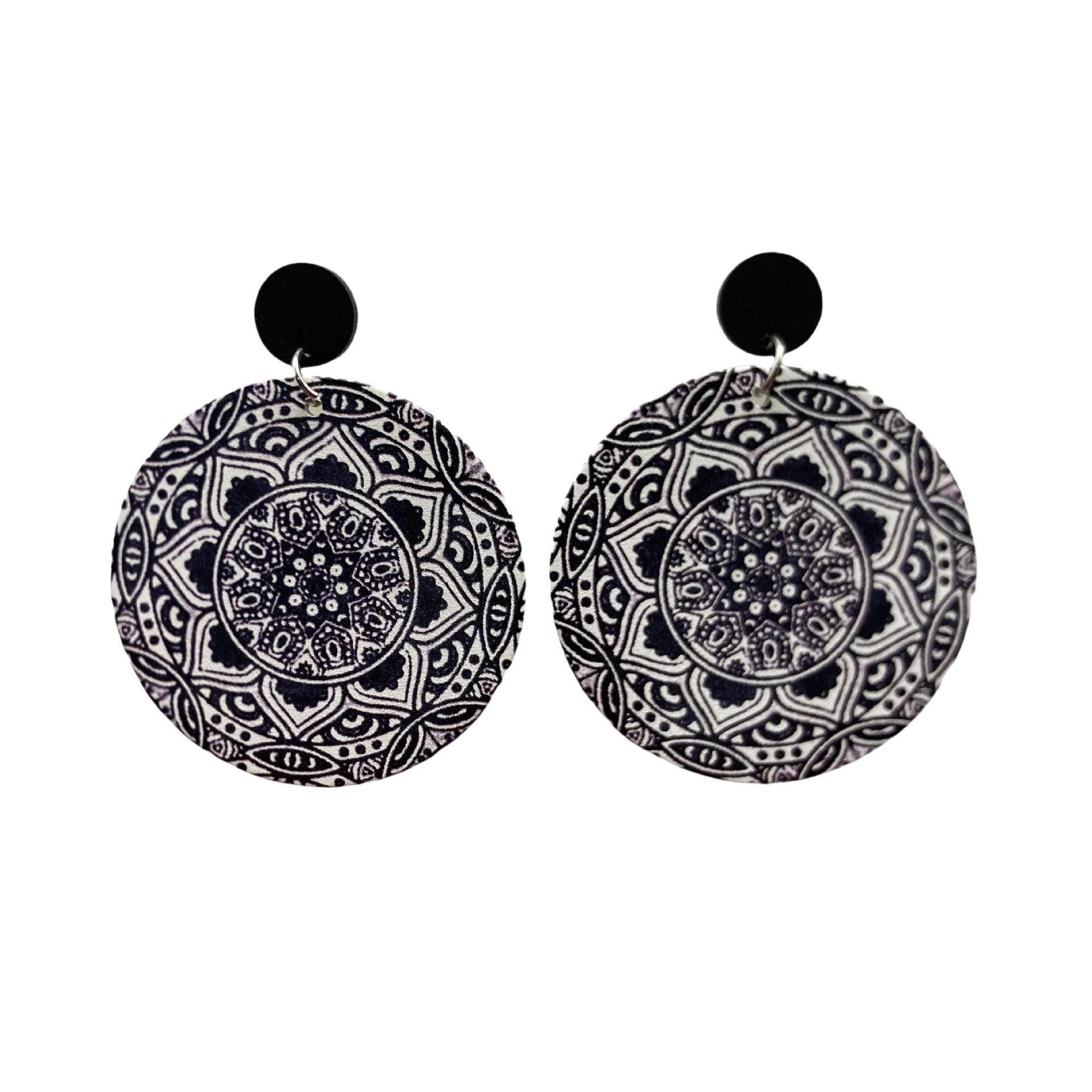 Geometric Round Ethnic Wooden Printed Earrings чёрный