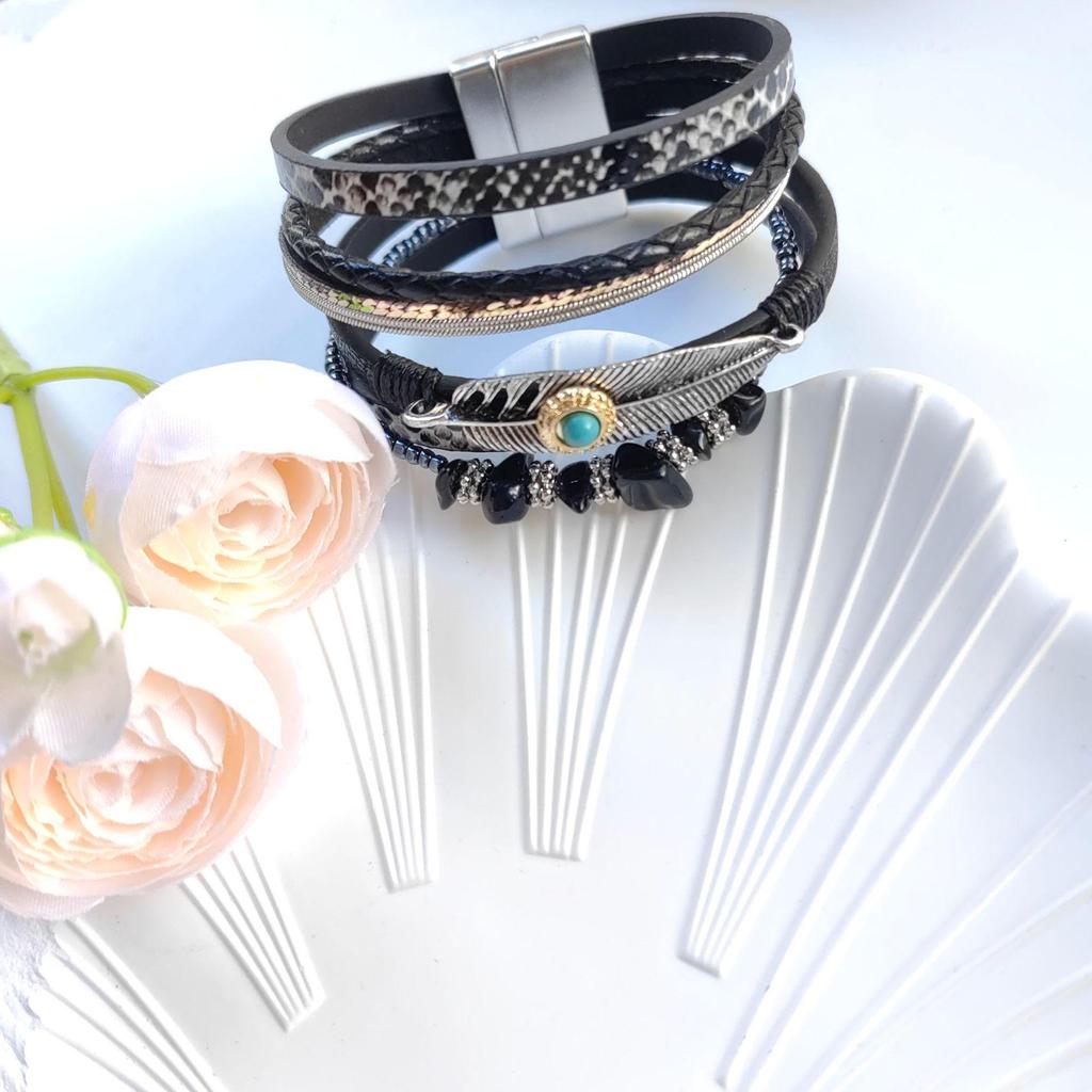 Bohemian Style Leather Bracelet with Crushed Stone and Plant Leaf Design
