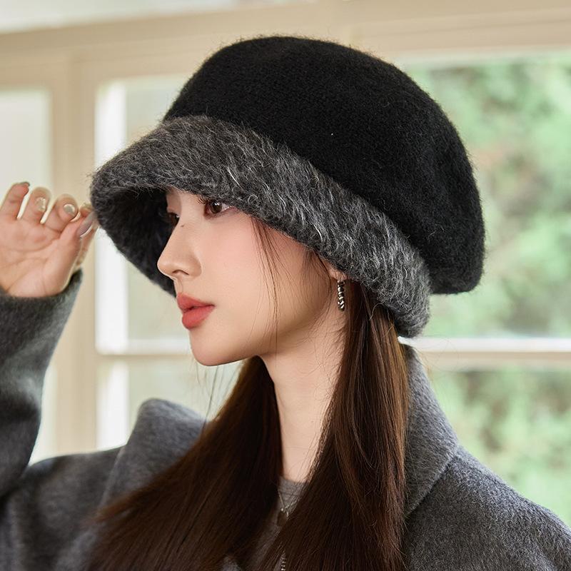 Retro Hat Women's Autumn and Winter Casual Beret Windproof and Warm British Painter Hat