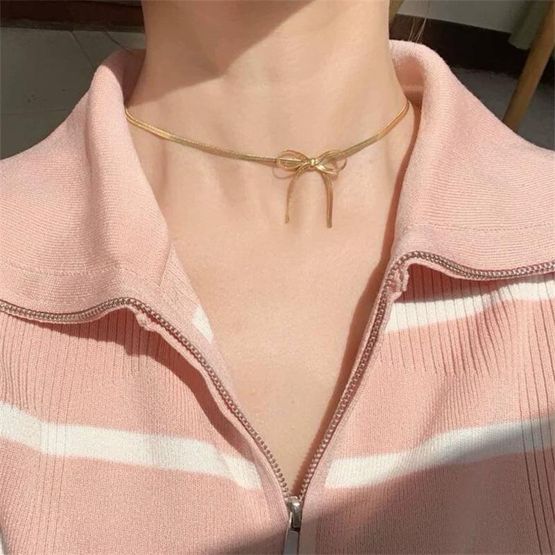 Gold-Plated Snake Bone Bow Choker Necklace - Fresh Design & Personality