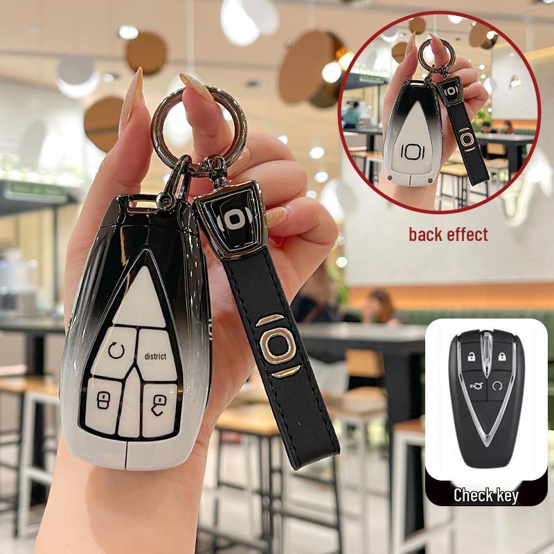 Fits 2025 Changan Qiyuan A07, A06 New Energy, and A05 models — Metal Remote Key Cover with Buckle
