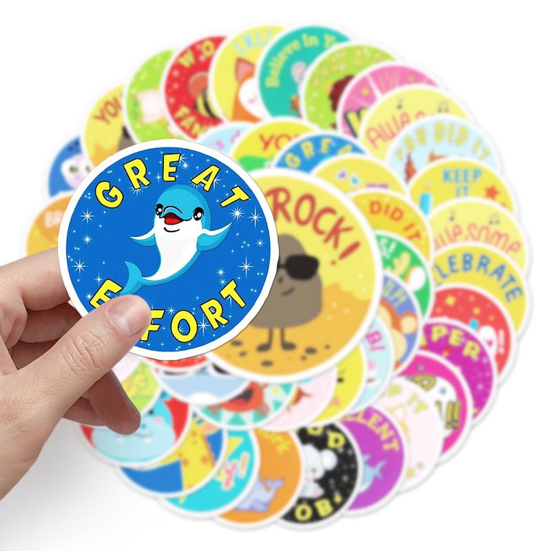 50 szt. Kreskówkowe naklejki nagrody dla dzieci, naklejki pochwalne, naklejki na bagaż Vtuber, naklejki na kubek, naklejki do dekoracji notatnika