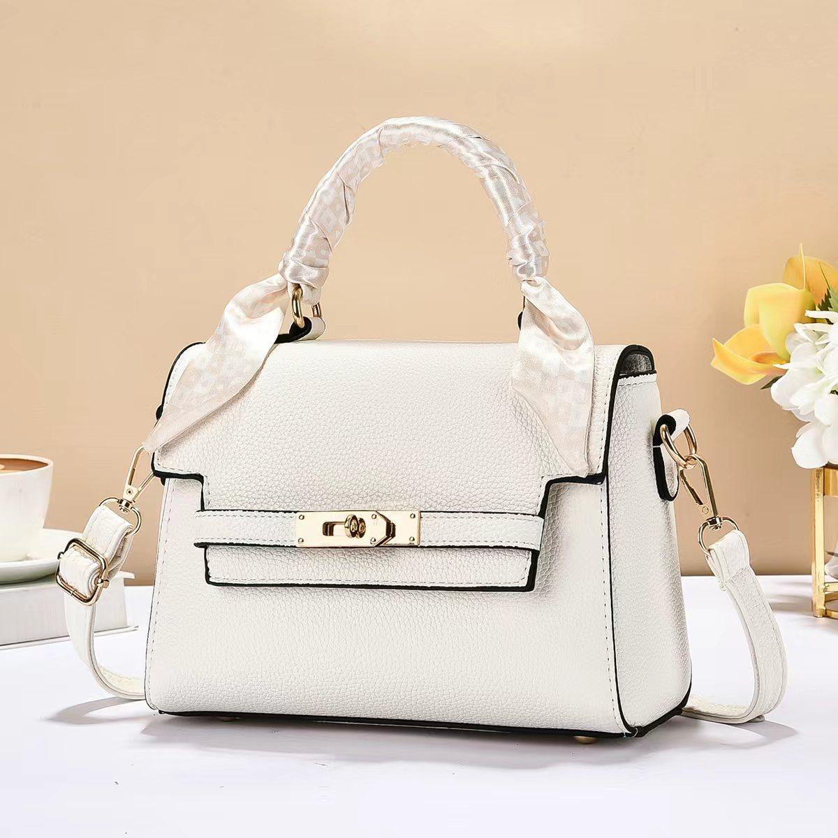 

Новая модная сумка кроссбоди на одно плечо - многосекционная, большой вместимости, мягкая и прочная, с высококачественной текстурой грязно-белый