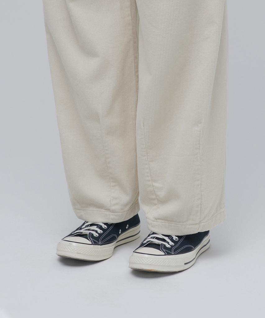 Musinsa Standard Corduroy Wide Balloon Pants [Cream]
