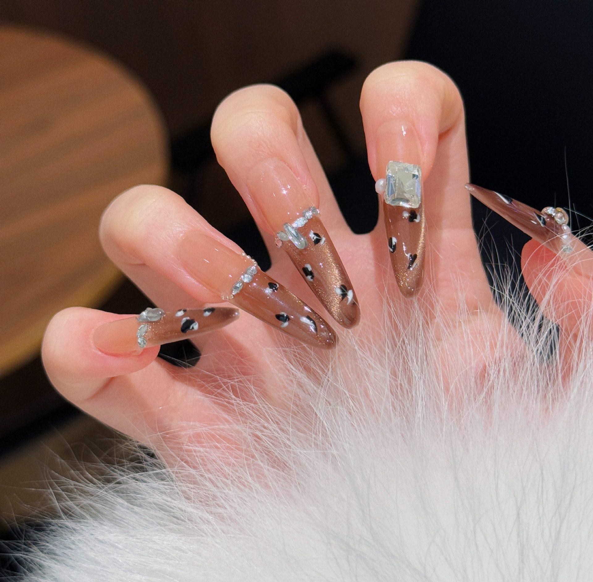 Dachshund Long Style Handmade Wear-on Nails: Autumn/Winter High-End Nail Art Stickers Bagged M