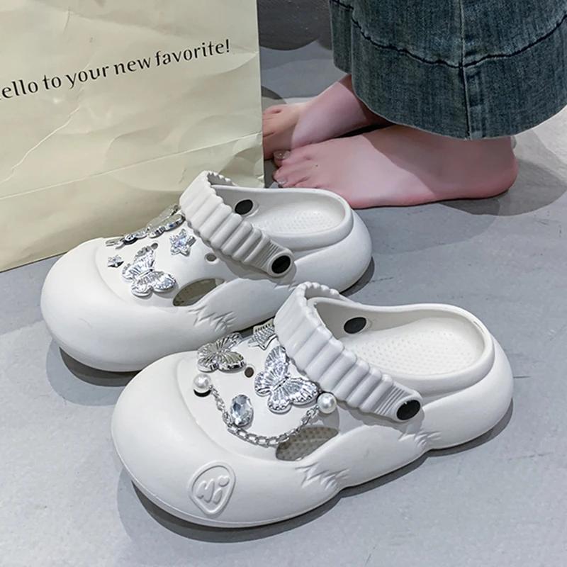 Fashion Fashion Rhinestone Butterfly Platform Slippers Women 2025 Summer Thick Sole Eva Clogs Garden Shoes Woman Non Slip Beach Sandals