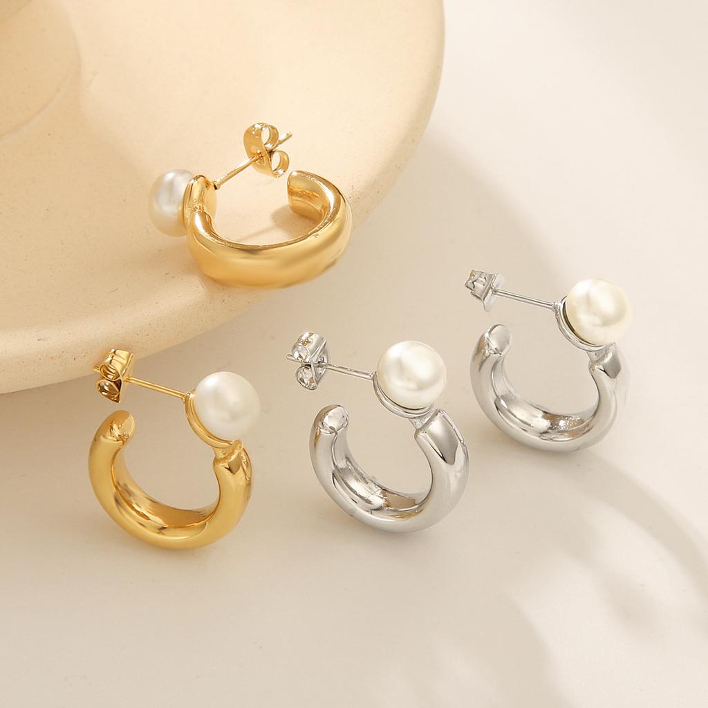 Bestseller C-förmige Edelstahl-Ohrringe für Damen, Perlenstecker, modischer eleganter High-End-Titanstahl-Ohrschmuck