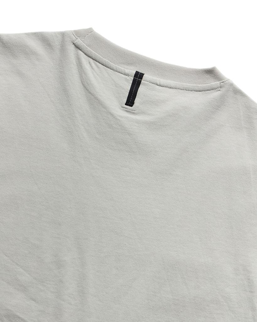 Eoneopegtideuesensyeol Easy Comfort T-Shirt / Ecru Sage