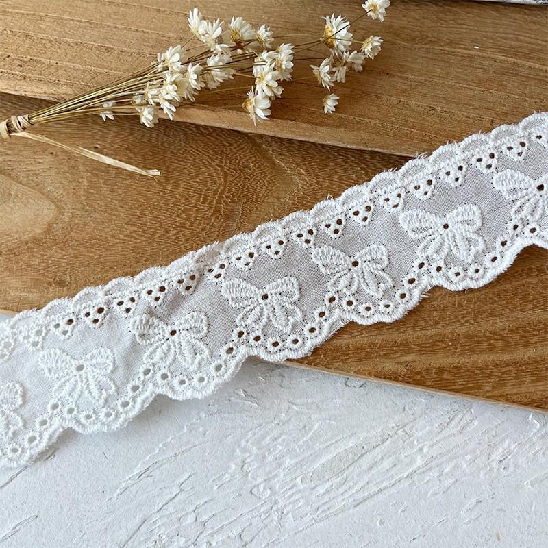 Japanischer weißer Spitzenbesatz aus Baumwolle mit Stickerei für selbstgemachte Kleidung – Materialien für Accessoires aus hohler Schleife für Röcke
