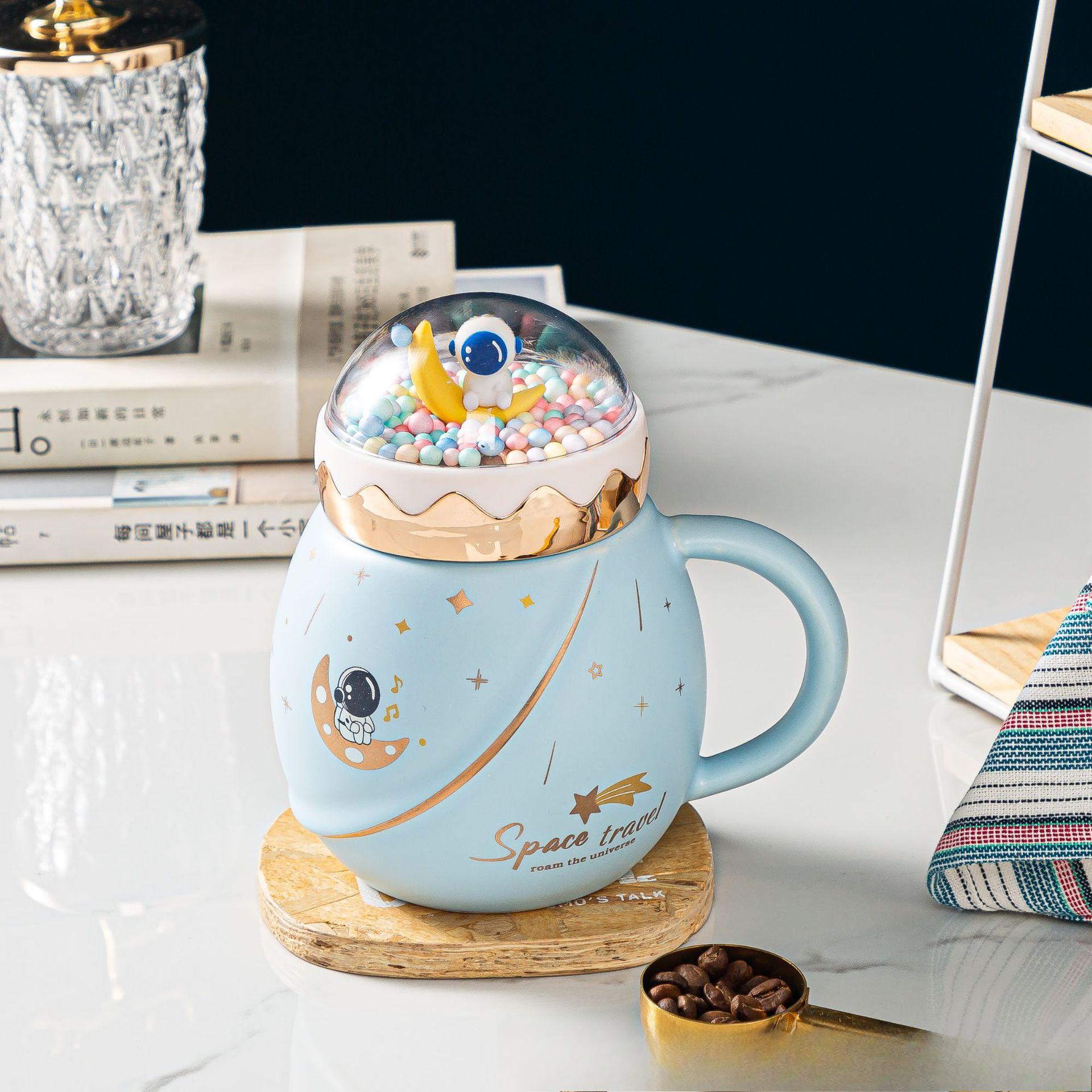 Kreative Planetentasse Hochpräzisionsbecher Astronaut Keramiktasse Eröffnungsgeschenk Souvenir Wasserbecher Geschenkbox-Set 450ml