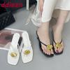 Fashion Fashion Metal Women Low Heel Slides Slippers New In Summer Beach Female Flip Flops Sandals Ladies Heeled Slippers Shoes Pumps