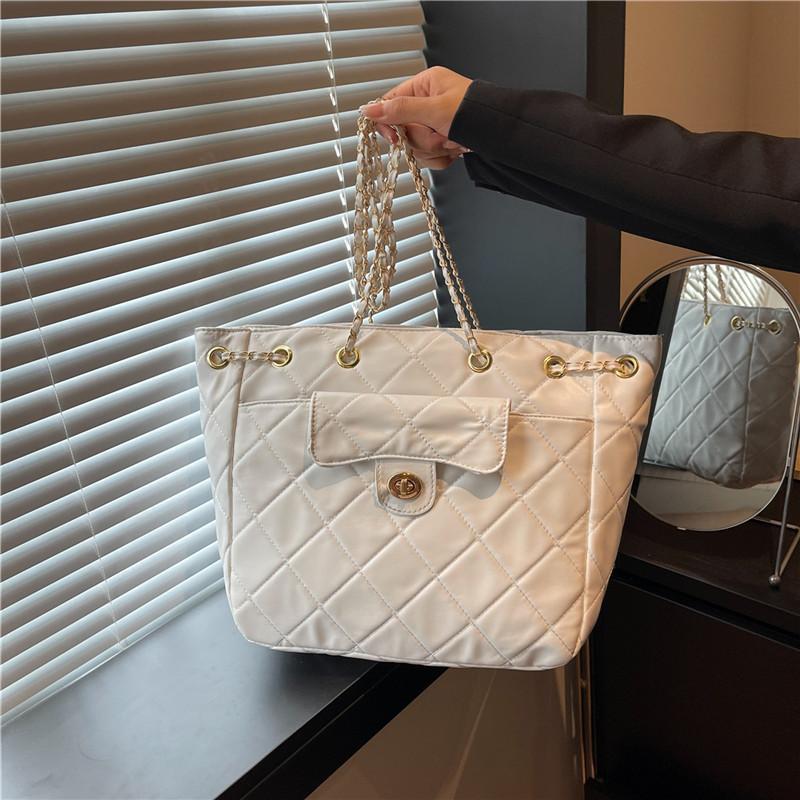 Summer New Women's Diamond One-shoulder Messenger Bag Chain Large-capacity Removable Commuter Tote Bag
