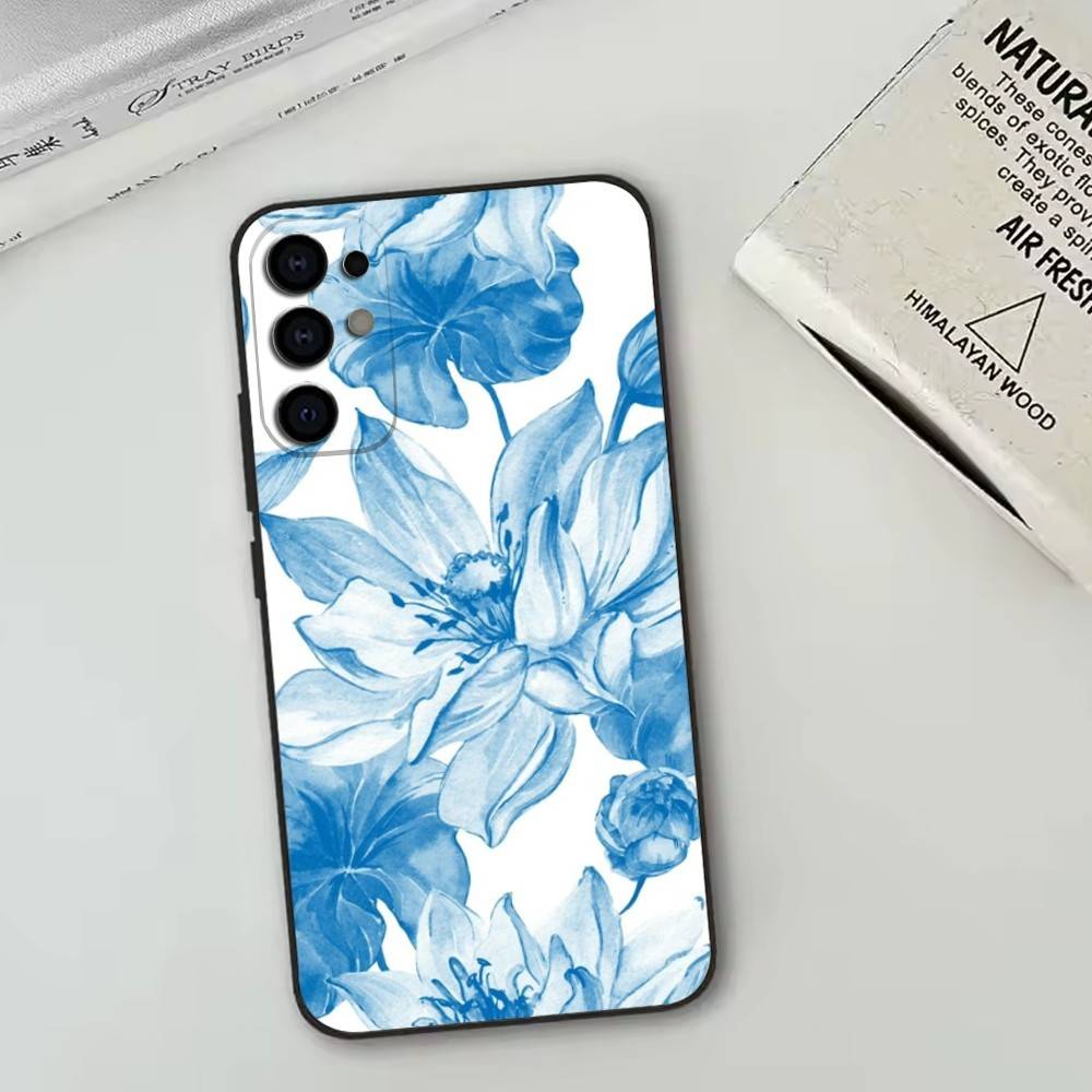 Blue Sky Magnolia Flower    Phone Case For Samsung S25,S24,S21,S22,S23,S30,Ultra,S20,Plus,Fe,Soft Silicone Black Cover