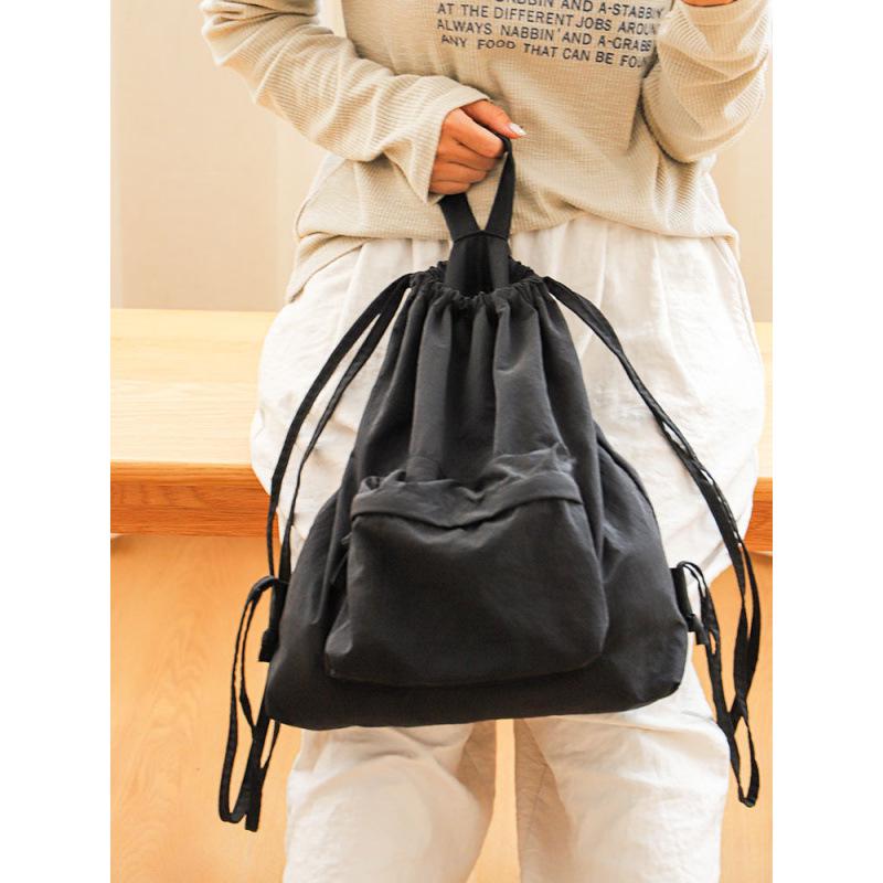 

Nylon Large Capacity Lightweight Unisex Student Backpack with Breathable Decompression Design