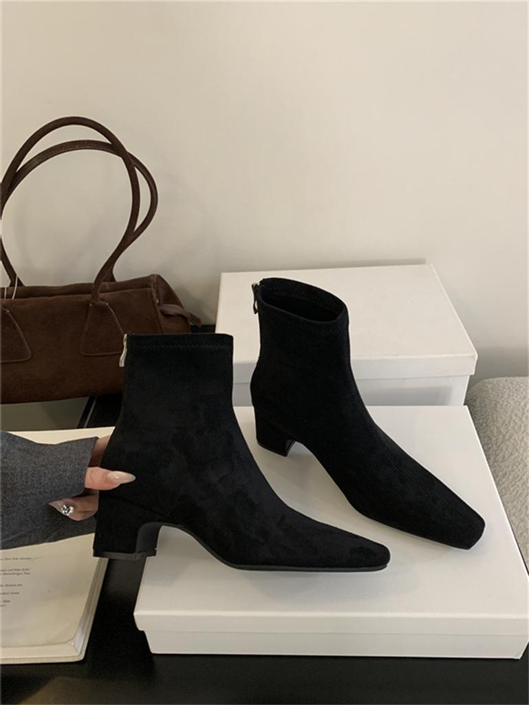 Retro Thick-heeled Short Boots for Women In Autumn and Winter 2025, New Square Head Suede Rear Zipper Small Ankle Boots, Elastic and Thin Boots 