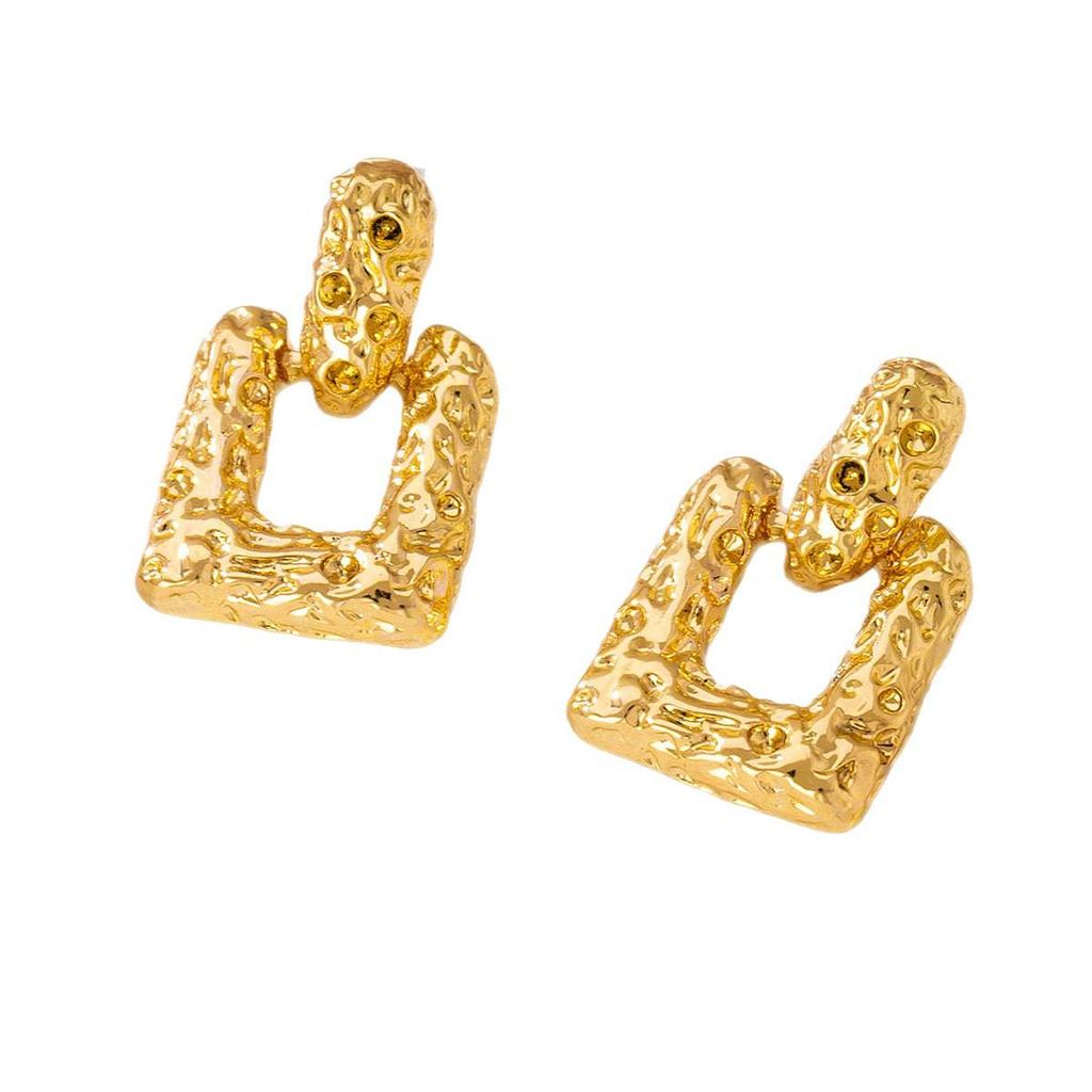 Retro Geometric Earrings: Light Luxury Exaggerated Design for Women