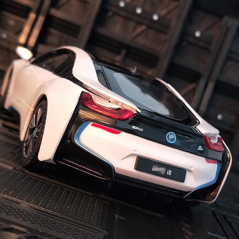 1/24 BMW I8 Supersportwagen Neues Energiefahrzeug Legierungsauto Diecasts & Spielzeugfahrzeuge Automodell Miniaturmaßstabsmodellauto für Kinder