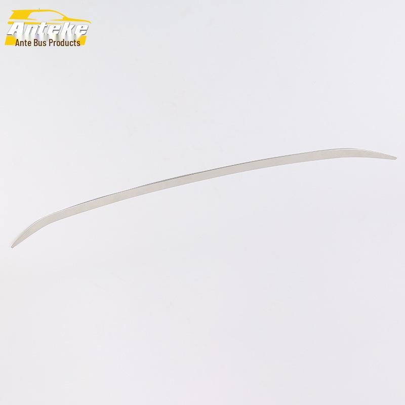 

Совместимая накладка на передний бампер и защита от царапин для 17 новых моделей Reina - Включает яркую полосу центральной решетки