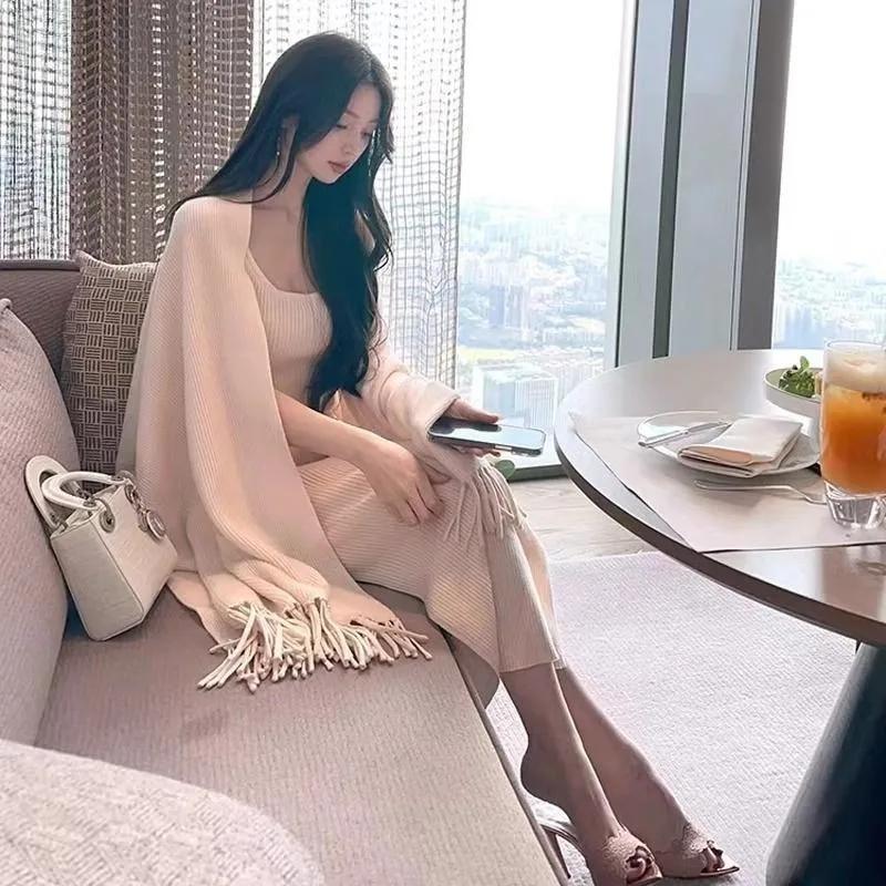 Fashion Pointed Banquet High Heels Women 2024 Spring New Arrival Embroidered Stiletto Shoes Champagne Gold Embroidered High Heel Sandals