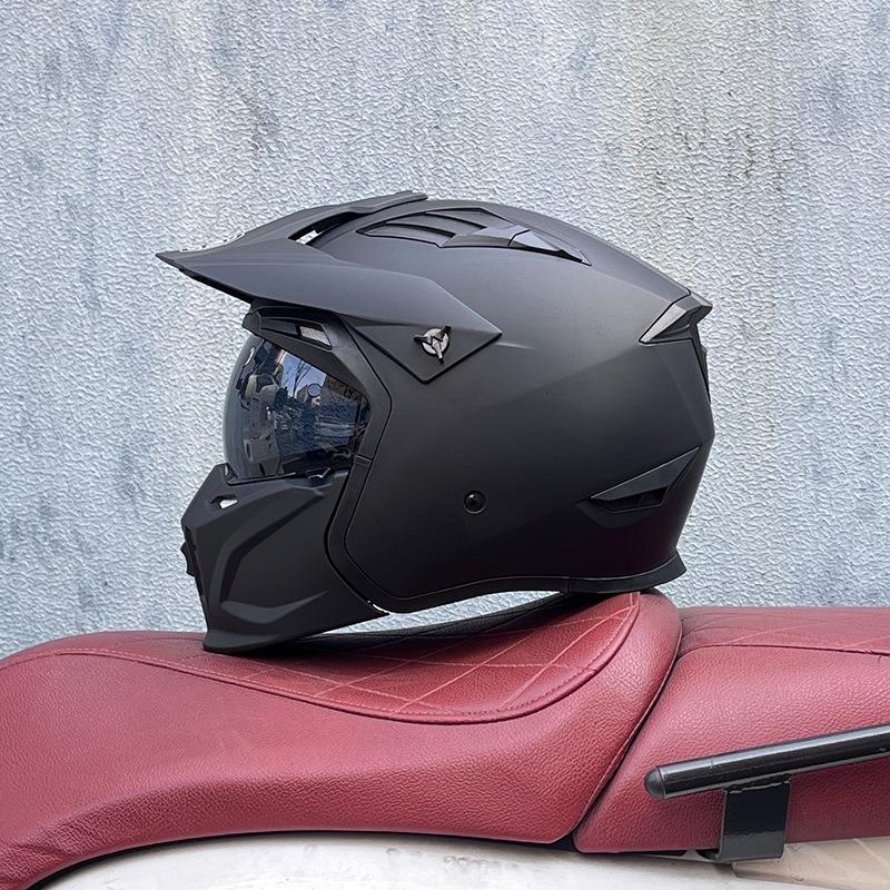 Street Fighter Motorcycle Helmet Men's and Women's Full Helmet Four Seasons Locomotive Retro Detachable Combination Helmet