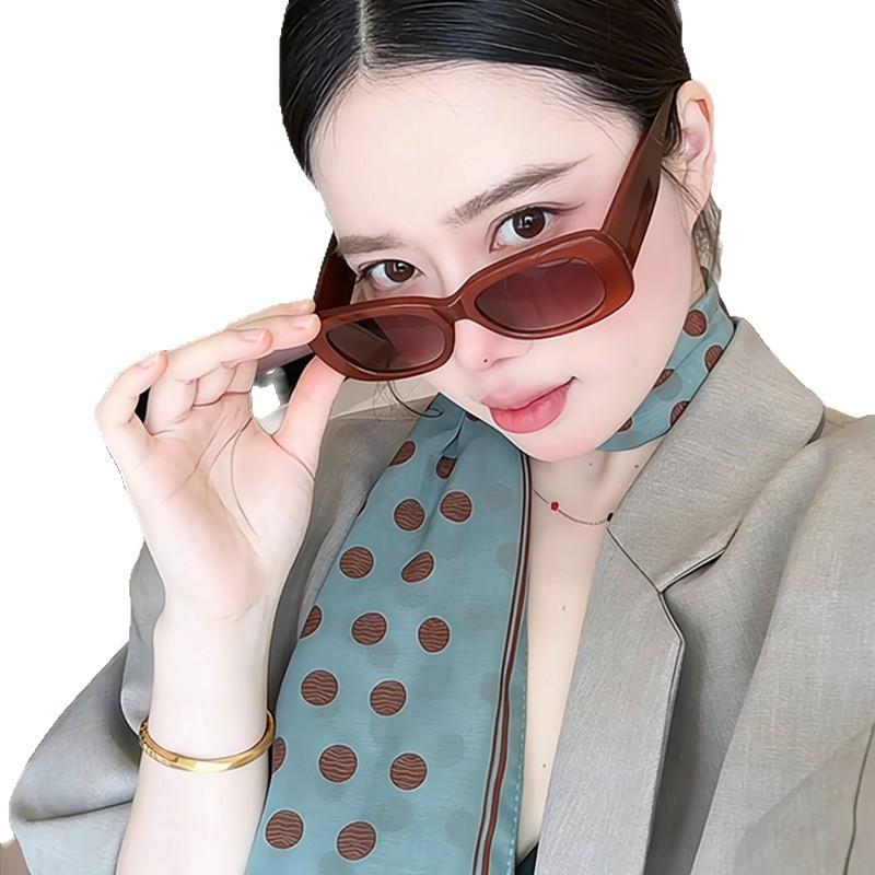 Retro polka dot thin silk silk scarf women's new high-end green neck scarf headband decorative belt