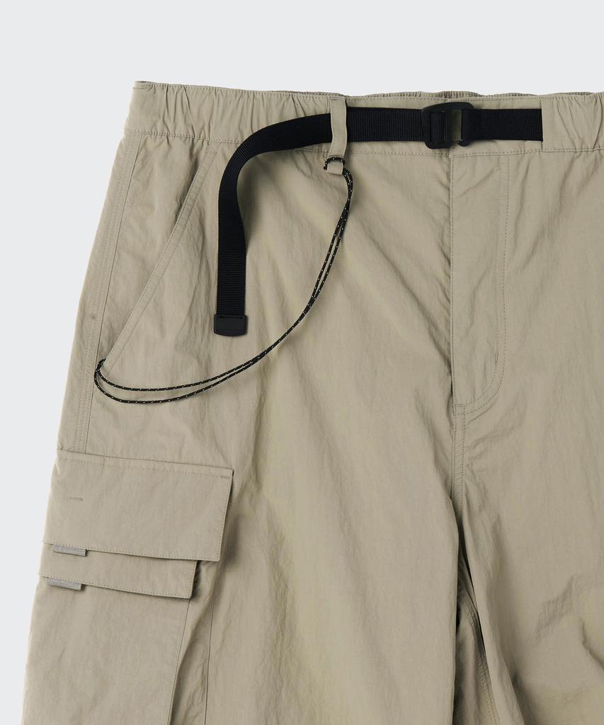 Musinsa Standard [City Leisure] Wide Belted Cargo Jogger Pants [Leaf Beige]