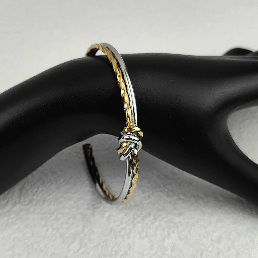 Women's Bangles Twisted Wrap Knot Bracelet Punk Stainless Steel Jewelry for Men Women Wrist Cuff Bracelets Bangle Accessories