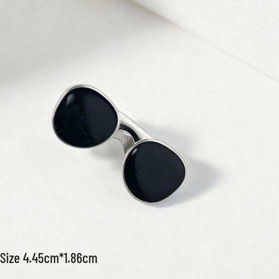 Y2K Retro Black Sunglasses Pendant On Silver Titanium Steel Chain - Hip Hop Street Style Necklace for Men & Women