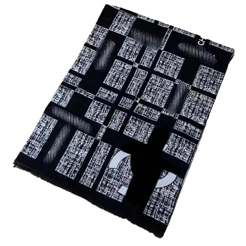 C Family Double-Sided Cashmere Scarf: Warm Christmas Gift, Versatile Colors