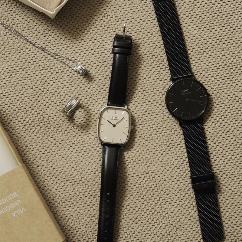 DANIEL WELLINGTON Style Series Watch Quartz Movement Leather Strap Beige Dial Men's Watch Simple Retro DW00100816