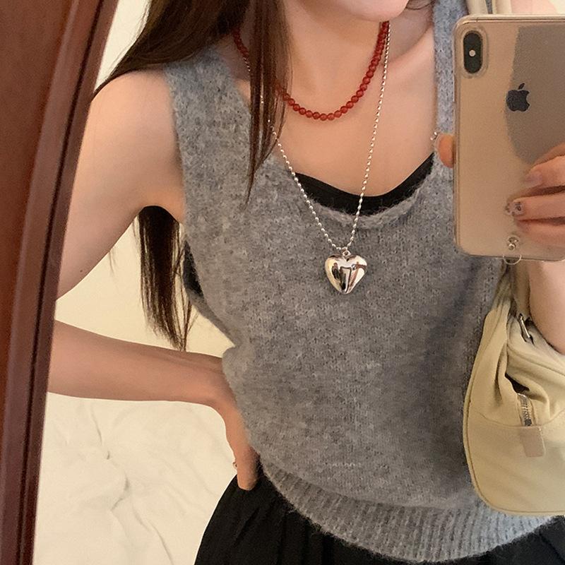Niche Exaggerated Big Love Metal Long Necklace Women'S Light Luxury Simple Exquisite Versatile Neck Chain Collarbone Chain