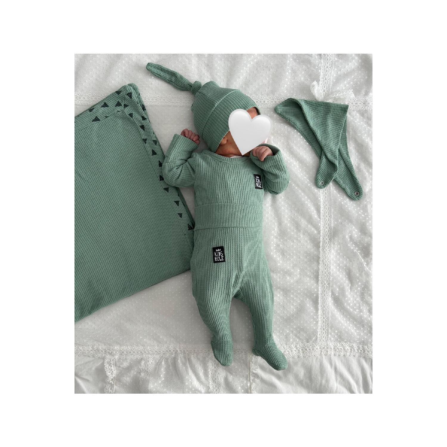 

Комплект для новорожденного с перчатками, нагрудником, шапкой, пинетками и брюками, комплект для выхода из больницы 0-3 AY