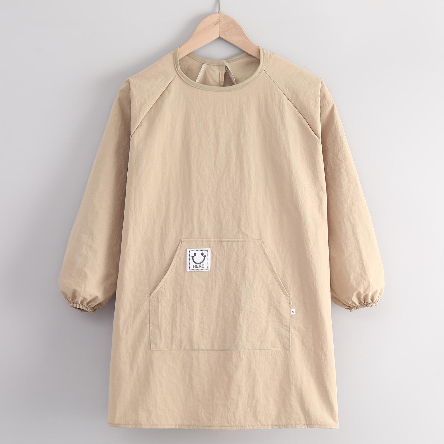 Wodoodporny fartuszek artystyczny dla dzieci - z własnym logo, plamoodporny pokrowiec do przedszkola i pracowni plastycznej XL (Height 120-140 cm) jasny kolor khaki