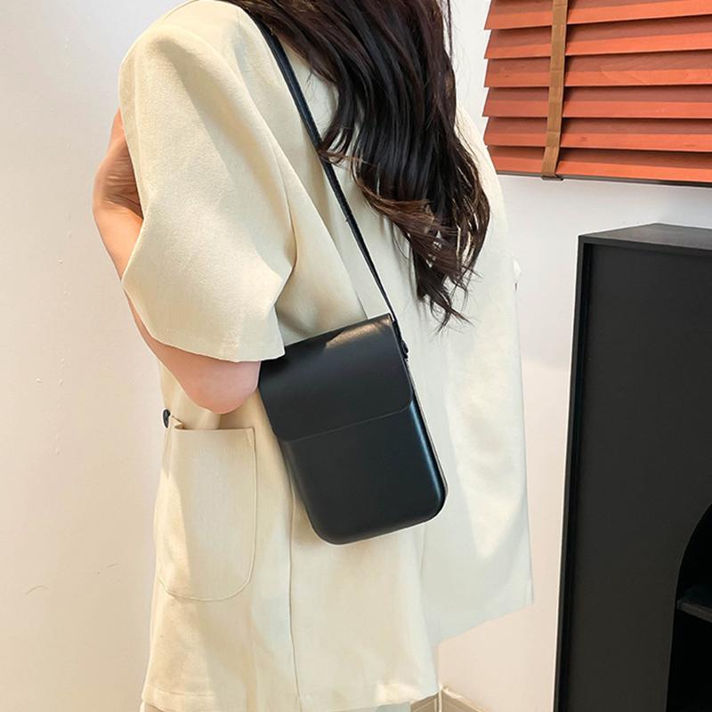 Flap Crossbody Bags Women Mini PU Leather Shoulder Purses and Handbags for Girls Ladies Phone Simple Crossbody Bag